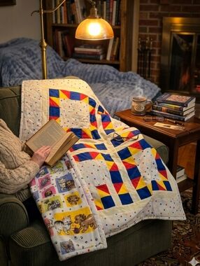 Quilt Sweet Patchwork Confetti Hearts & Cat Dog Paws 37 x 36.5